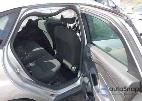 2017 Ford Focus S from USA, damaged, VIN 1FADP3E23HL253354